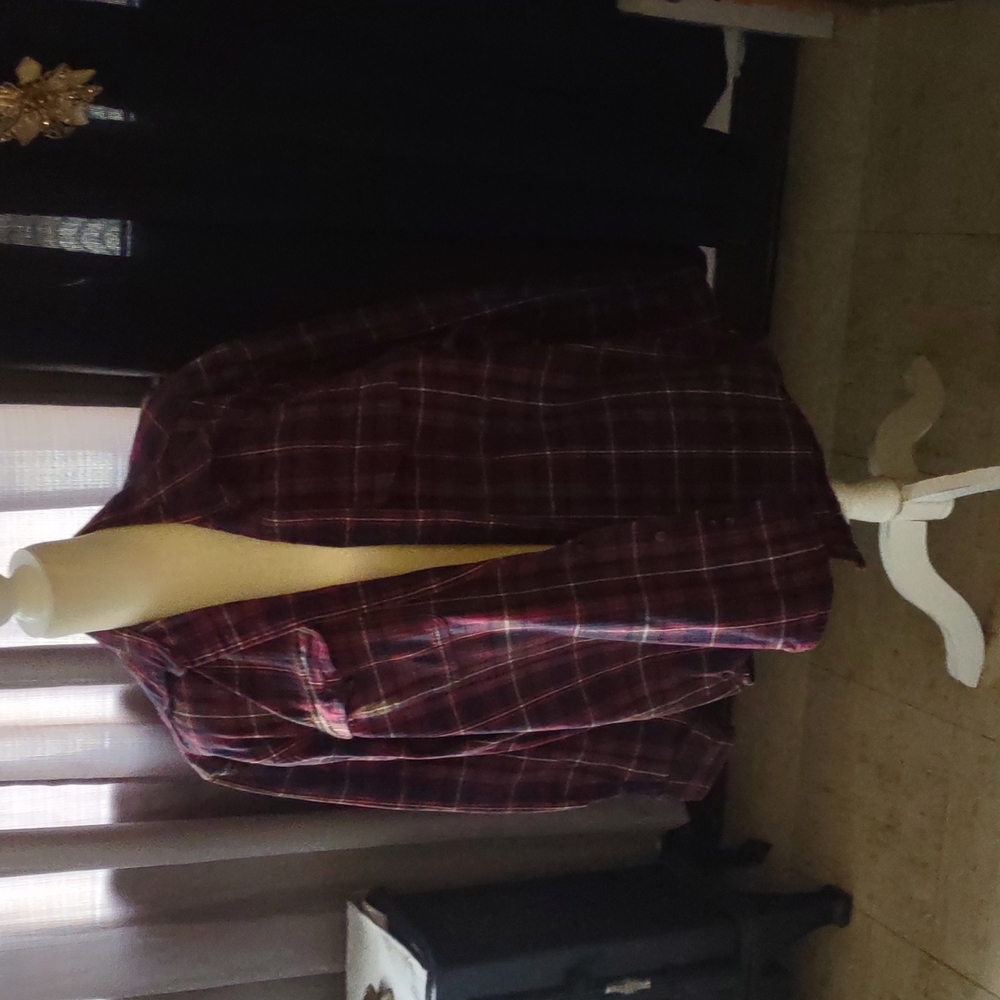 Men's Eddie Bauer flannel shirt